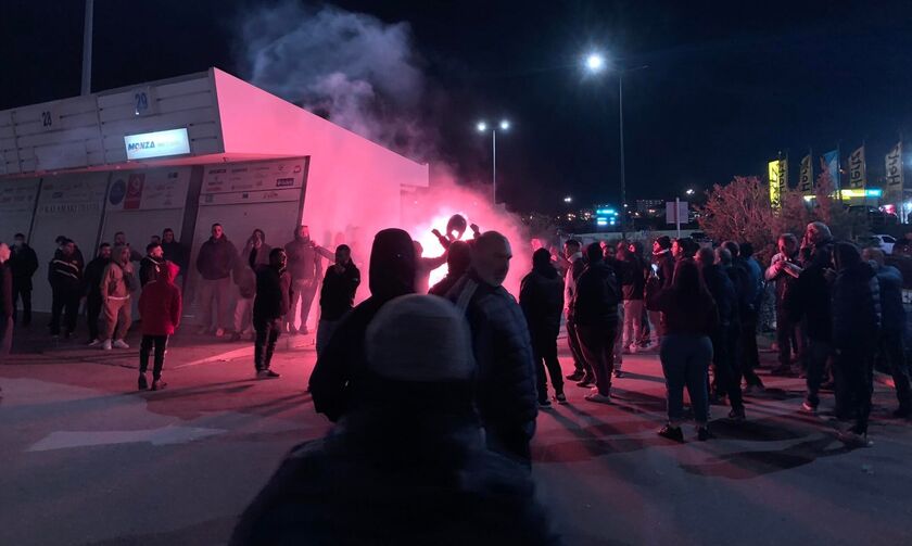 Αποθεωτική υποδοχή για τους παίκτες του ΟΦΗ στο αεροδρόμιο (vid)