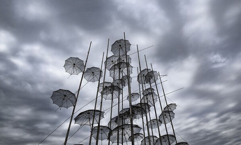 Καιρός: Θερμοκρασίες κάτω από το μηδέν - Χιόνια στα ορεινά