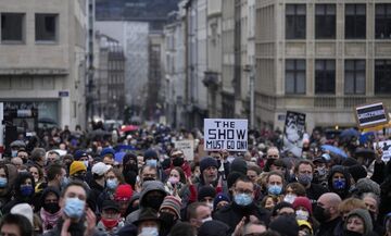 Βέλγιο: Μεγάλη διαδήλωση κατά του «λουκέτου» στον πολιτισμό