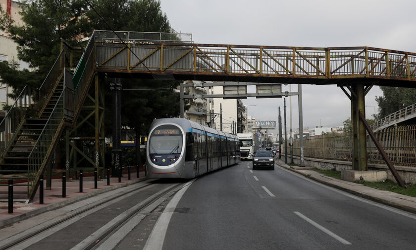 Μέσα μαζικής μεταφοράς: Αποσύρονται νωρίτερα λόγω παραμονής Πρωτοχρονιάς