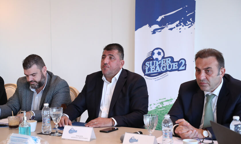 Super League 2: Λεωνίδας Λεουτσάκος: «Αξιολογούμε κάθε ματς ξεχωριστά»