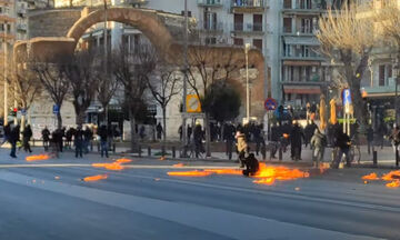 Θεσσαλονίκη: Επεισόδια με μολότοφ μετά το τέλος της πορείας στο κέντρο (vid)