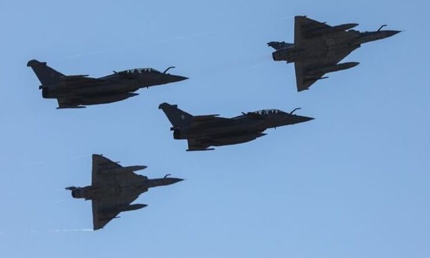 Rafale: Φτάνουν τα πρώτα έξι μαχητικά - Πτήση πάνω από την Ακρόπολη