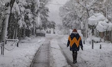 Αεροχείμαρρος φέρνει πολικές θερμοκρασίες στη χώρα