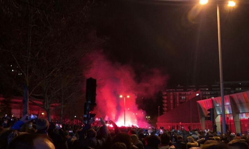 Σοσιεδάδ - Ατλέτικο Μαδρίτης: Επίθεση στο πούλμαν των «ροχιμπλάνκος»