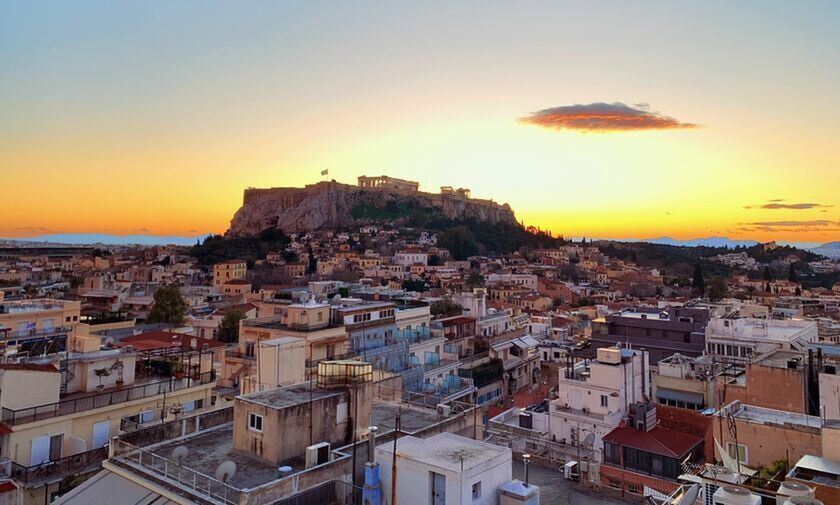 Καιρός: Γενικά αίθριος - Πού προβλέπονται βροχές και καταιγίδες