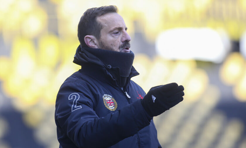 Μάντζιος: «Έχουμε καλούς παίκτες, μην τους απαξιώνετε» (vid)