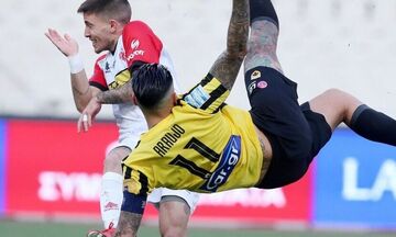 Άρης - ΑΕΚ: Φανταστικό γκολ και 1-1 από τον Αραούχο!