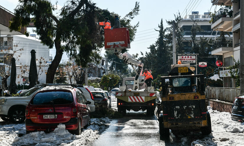 Αρναούτογλου: Προειδοποιεί για νέες καταιγίδες και χιόνια στην Αττική – Θυελλώδεις οι άνεμοι (vid)