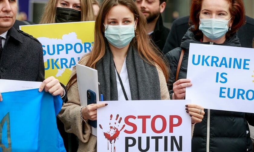 Ουκρανία: Σε κατάσταση έκτακτης ανάγκης για 30 ημέρες