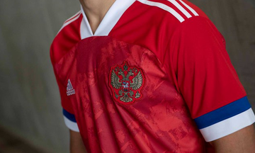 Η Adidas διέκοψε τη 14ετή συνεργασία της με την Ποδοσφαιρική Ομοσπονδία της Ρωσίας 