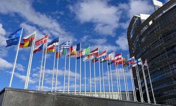 Το εμπάργκο στην ενέργεια της Ρωσίας διχάζει τους ηγέτες στην άτυπη Σύνοδο Κορυφής των Βερσαλλιών