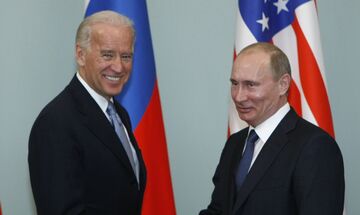 Κρεμλίνο: «Ανοιχτός ο Πούτιν για συνάντηση με τον Ζελένσκι, όχι με τον Μπάιντεν»