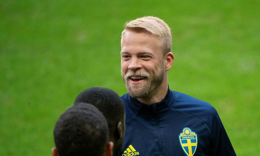 Σούντγκρεν: Ο αμυντικός του Άρη κλήθηκε στην Εθνική ΣουηδίΚας για τα playoffs του Μουντιάλ!