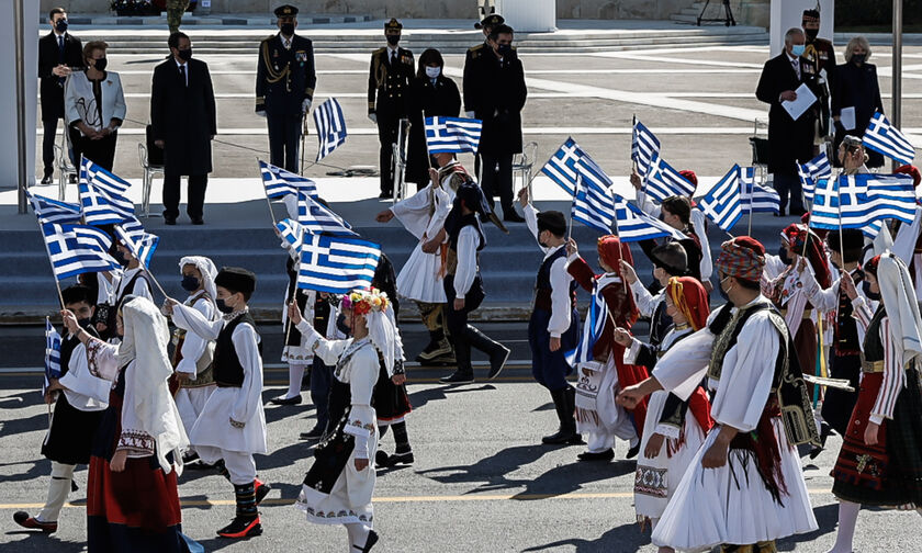 Τα μέτρα για την παρέλαση στις 25 Μαρτίου – Ποιοι πρέπει να φορούν μάσκα