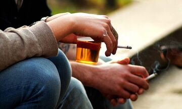 Αυξήθηκαν οι θάνατοι από αλκοόλ κατά τη διάρκεια της πανδημίας