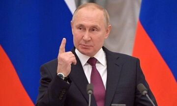 Πούτιν: «Η Δύση επιχειρεί να ακυρώσει τον ρωσικό πολιτισμό»