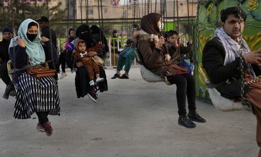 Αφγανιστάν: Τέλος βάζουν οι Ταλιμπάν στις από κοινού επισκέψεις ανδρών και γυναικών στα πάρκα!