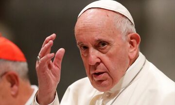 Πάπας: «Κατεβάστε τα όπλα»