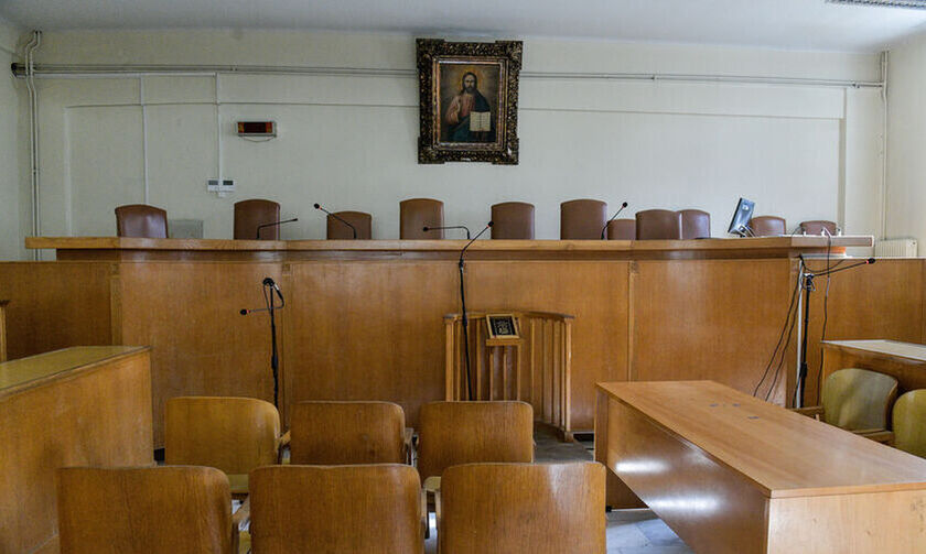Διεκόπη η δίκη του ντράμερ Γιώργου Γιαννόπουλου