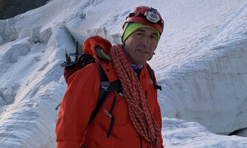 Πέθανε από έλλειψη οξυγόνου σε υψόμετρο 7.400μ. ο κορυφαίος Έλληνας ορειβάτης, Αντώνης Συκάρης