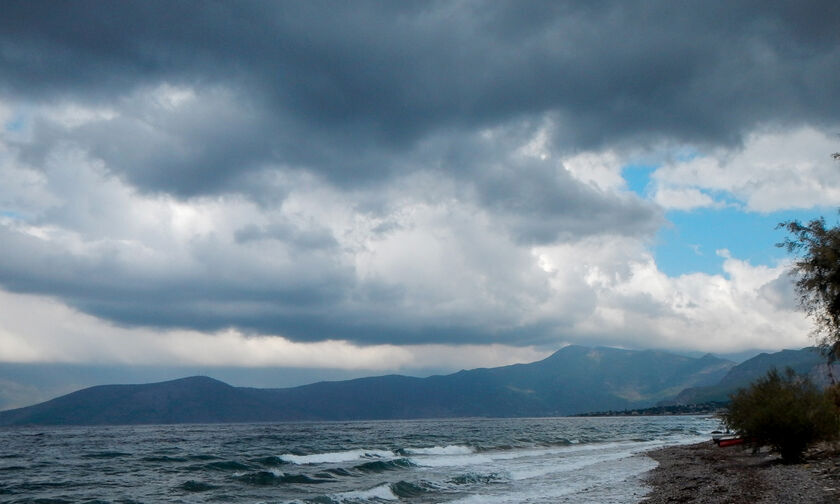 Καιρός: Νεφώσεις, βροχές και καταιγίδες - Βελτίωση από το απόγευμα