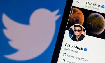 Μασκ: «Παγώνει» την εξαγορά της Twitter λόγω των spam-bots λογαριασμών