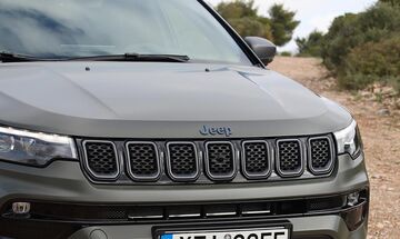 Γιατί τα Jeep έχουν 7 γρίλιες στη μάσκα;