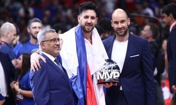 Βασίλιε Μίτσιτς: MVP ξανά του φάιναλ φορ της Euroleague - Τον βράβευσε ο Βασίλης Σπανούλης (vid)