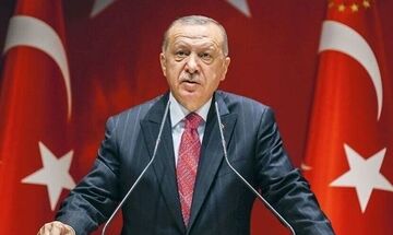 Ερντογάν: «Ο κακός γείτονας μας έκανε ιδιοκτήτη αμυντικής βιομηχανίας»