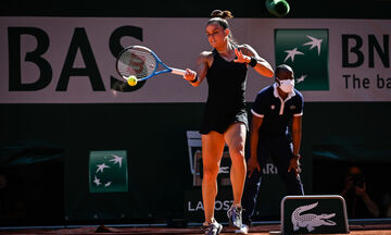 Σάκκαρη: Η Τσέχα Μούχοβα την απέκλεισε στο 2ο γύρο του Roland Garros με 2-0 σετ (7-6, 7-6)
