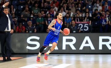 Αναντολού Εφές - Γαλατασαράι 91-77: Έκανε το 1-1 στη σειρά