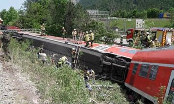 Γερμανία: Εκτροχιασμός τρένου με τέσσερις νεκρούς και δεκάδες τραυματίες