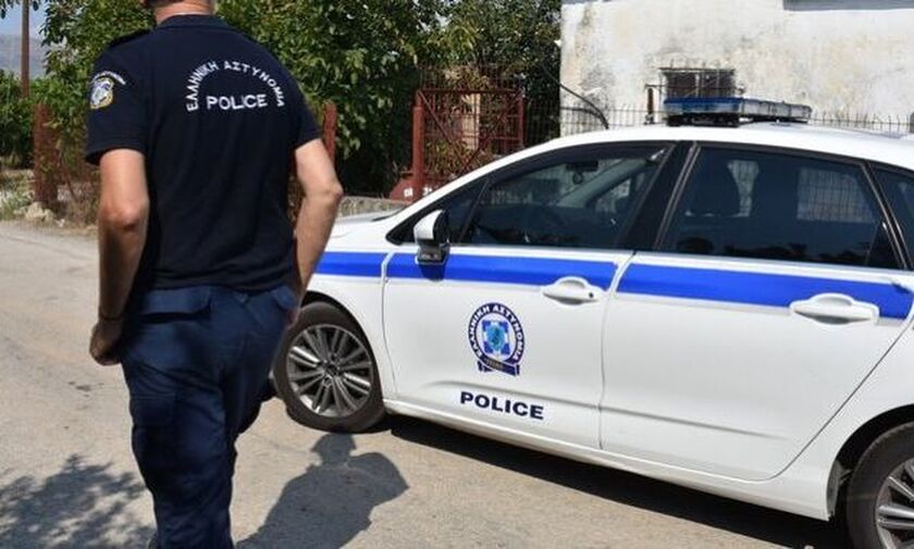 Κρήτη: Νεκρός 22χρονος από πυροβολισμούς - Τον εκτέλεσαν έξω από το σπίτι της αδερφής του