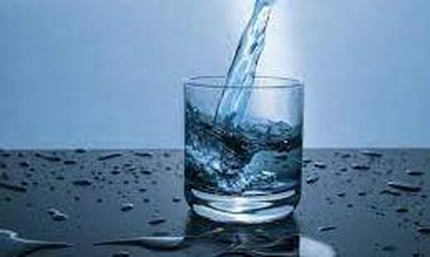 Ποιο είναι το πιο υγιεινό νερό για να πιείτε;
