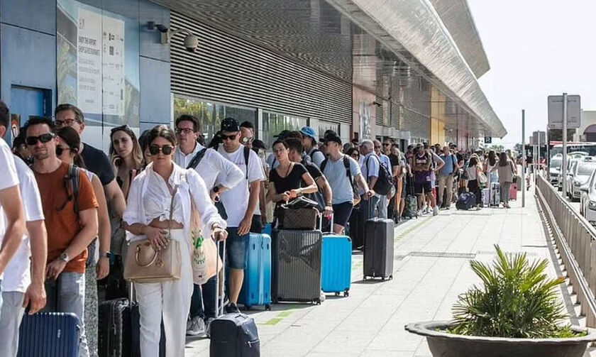 Τα ευρωπαϊκά αεροδρόμια χωρίς προσωπικό, ατέλειωτες ουρές