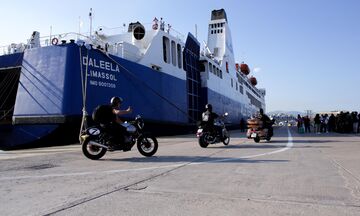 Ακτοπλοϊκή σύνδεση Ελλάδας - Κύπρου: Έφτασε στον Πειραιά το "Daleela" (vid)