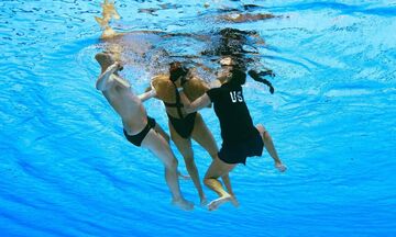 Παγκόσμιο Υγρού Στίβου: Έχασε τις αισθήσεις της μέσα στην πισίνα η Ανίτα Αλβάρες (pics)