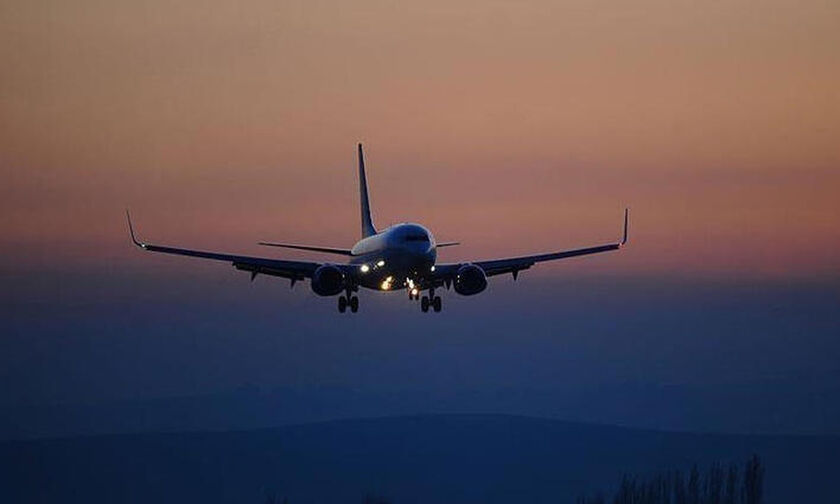 Κεραυνός χτύπησε στον αέρα αεροπλάνο – Στην πτήση και Έλληνας υπουργός