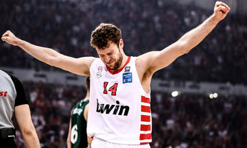 Βεζένκοφ: Δικό του και το βραβείο του πιο βελτιωμένου παίκτη της Basket League! 