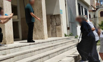 50χρονος ιερέας οδηγήθηκε απευθείας στην φυλακή για ασέλγεια εις βάρος ανήλικων κοριτσιών