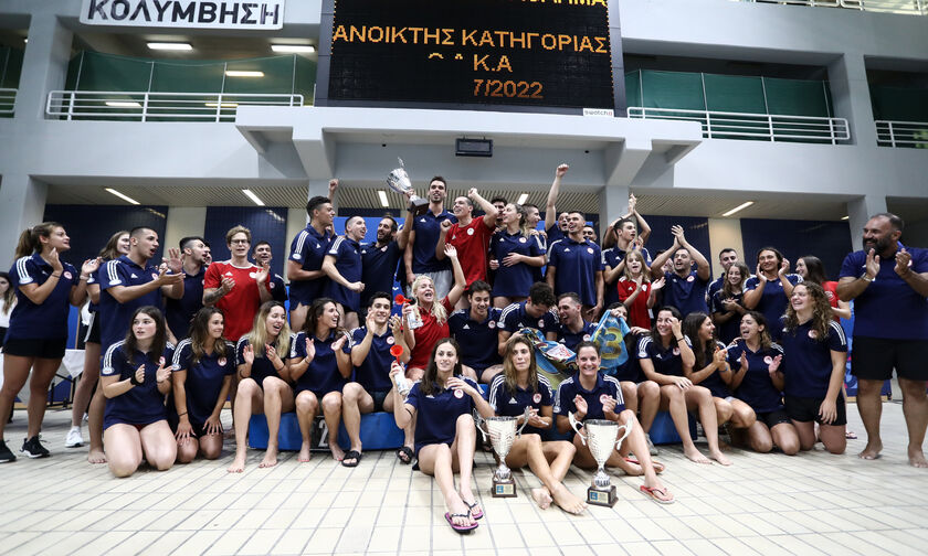 Ολυμπιακός: Θρυλικό τρεμπλ στο Πανελλήνιο Πρωτάθλημα Κολύμβησης!