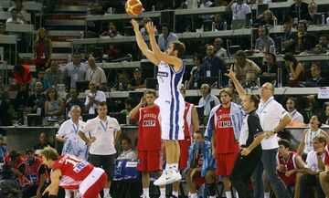 Η FIBA ευχήθηκε στον «θρύλο» Σπανούλη με το νικητήριο τρίποντο του κατά της Κροατίας το 2007! 