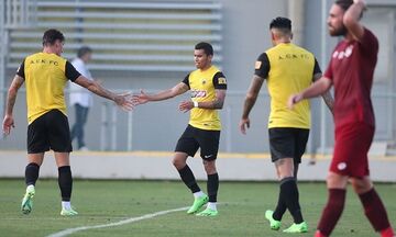 AEK-Προοδευτική 4-0: Φιλική... τεσσάρα, με Βίντα, οι «κιτρινόμαυροι» σε ματς τριών 45λεπτών !