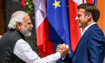 Γαλλία και Ινδία θέλουν να συνεργαστούν «για να λάβει τέλος η πολεμική σύρραξη» στην Ουκρανία