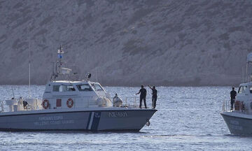 Ακυβέρνητο σκάφος ανοιχτά της Σκιάθου