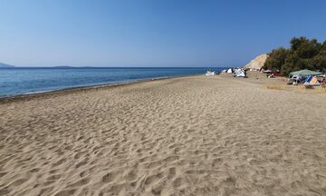 Ρούκουνας: Η ωραιότερη παραλία της Ανάφης που αλλοιώθηκε...