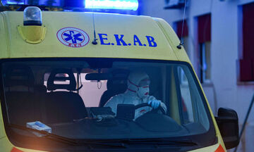 Φορτηγό έπεσε σε γκρεμό στην Εύβοια - Νεκρός ο οδηγός