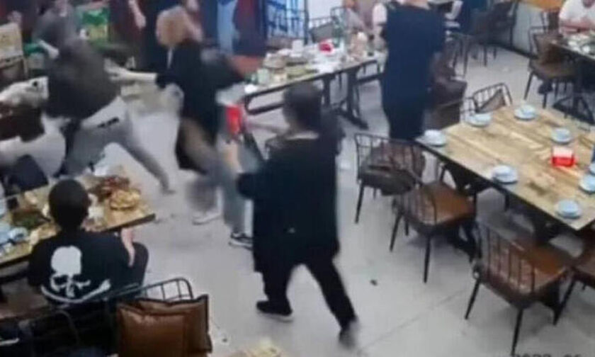 Κίνα: Κατηγορίες σε βάρος 28 ατόμων μετά τον άγριο ξυλοδαρμό γυναικών σε εστιατόριο