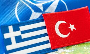 Τουρκία κατά ΝΑΤΟ: «Απαράδεκτη η διαγραφή του tweet εξαιτίας της κακομαθημένης Ελλάδας»